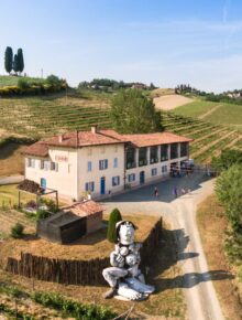 Venerdì 21 febbraio Cena piemontese con Nizza Michele Chiarlo in verticale